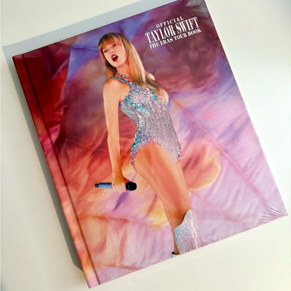 Official Taylor Swift The Eras Tour Book - NEW